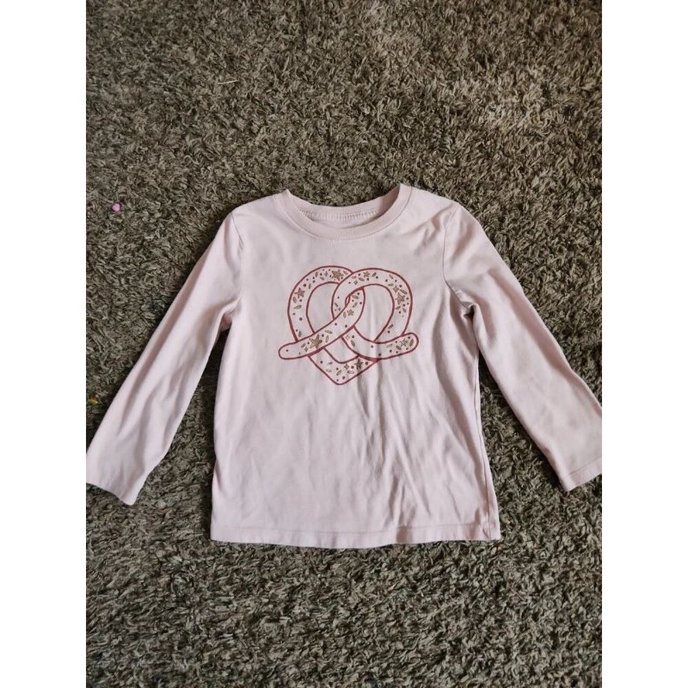 Cat & Jack Girls Pink Pretzel Heart Long Sleeve Shirt Size 4t
